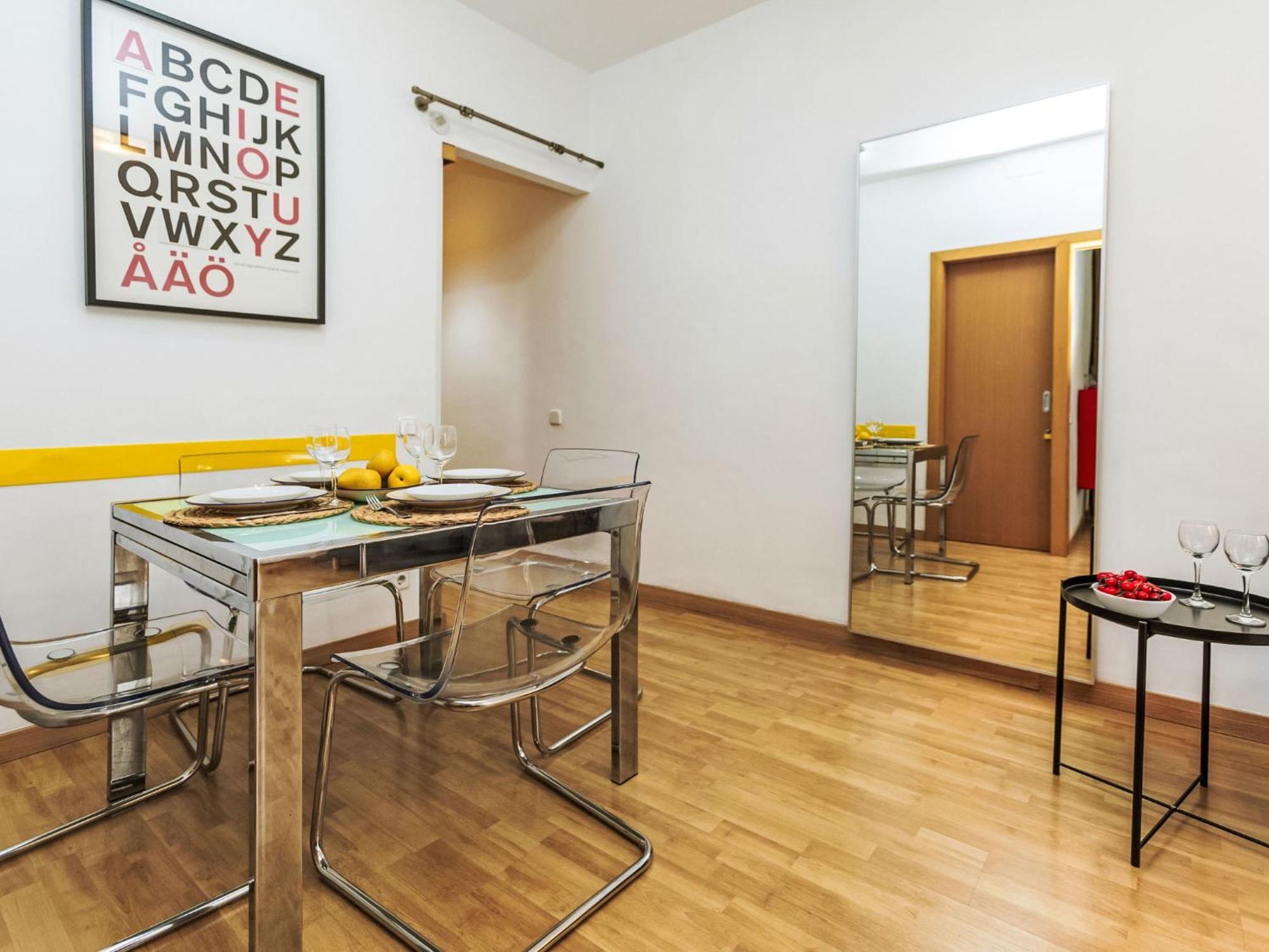 Apartment Barcelona Centric Apartment By Interhome Экстерьер фото